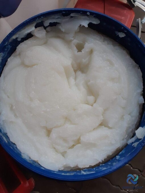 SÁP THƠM LÀM BÓNG VÀ MỀM DA