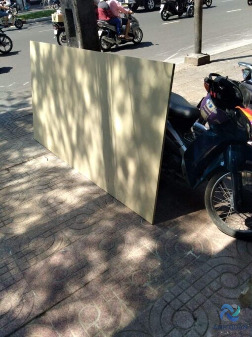 TẤM PVC VÀNG NGÀ